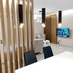 Luxurious Double Bedroom شقة